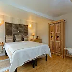 Charming In A Farm With Views Casa de Férias