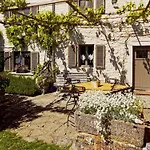 Charming In A Farm With Views Casa de Férias *