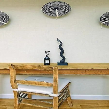 Charming In A Farm With Views Gimnée