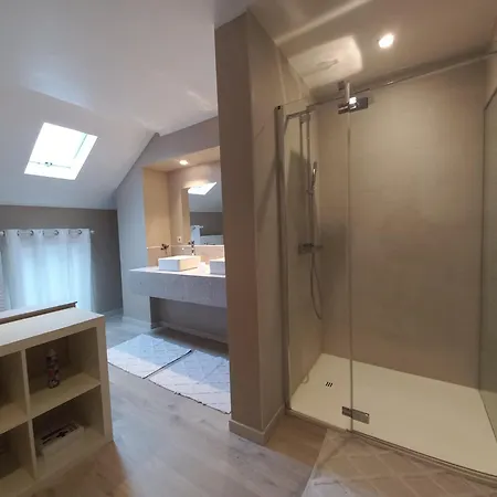 Vakantiehuis Charming In A Farm With Views *