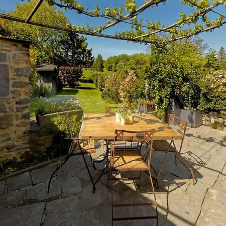 Charming In A Farm With Views Vakantiehuis Gimnée